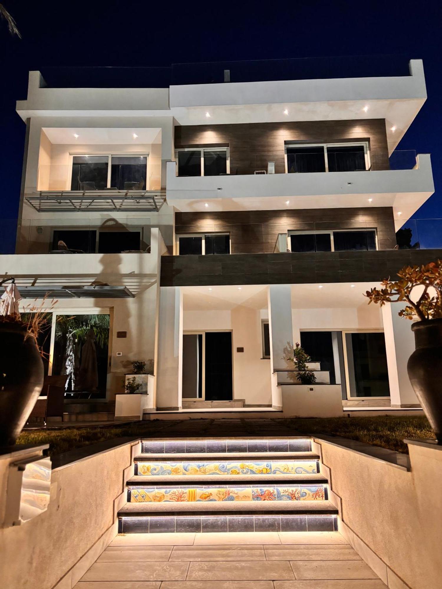 Ig - "Villa Don Antonio" Apartments Giardini-Naxos Kültér fotó