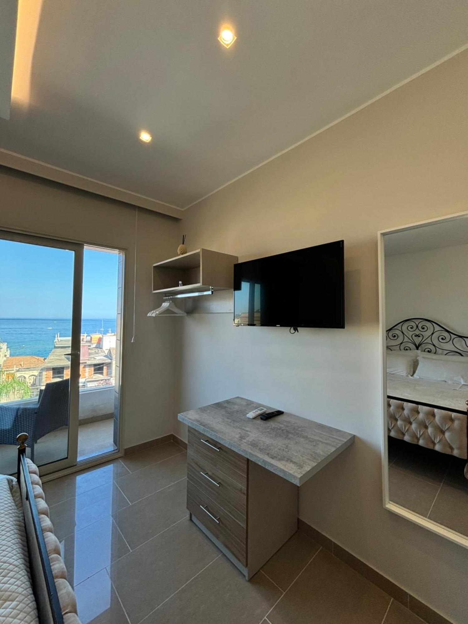 Ig - "Villa Don Antonio" Apartments Giardini-Naxos Kültér fotó