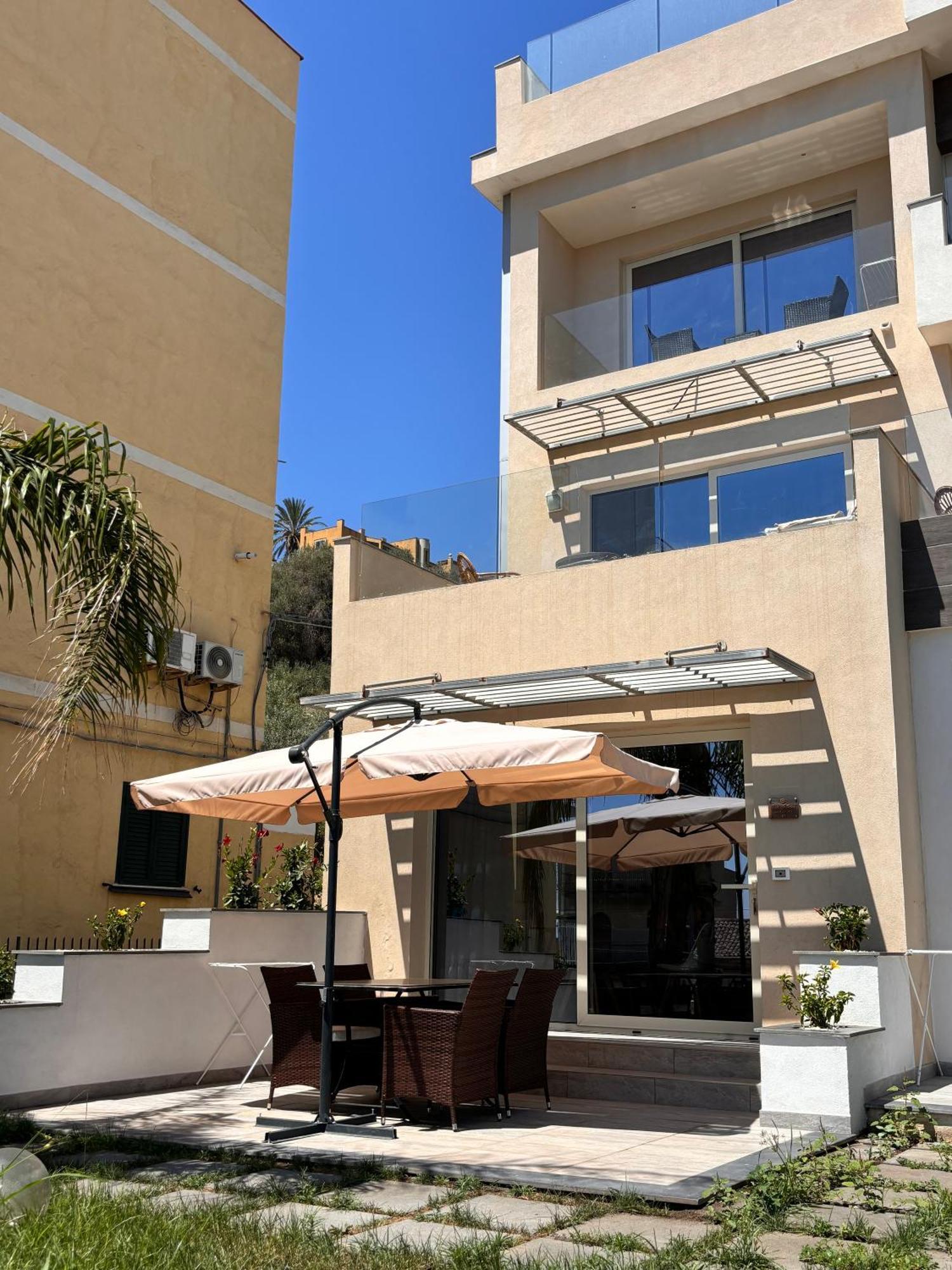 Ig - "Villa Don Antonio" Apartments Giardini-Naxos Kültér fotó