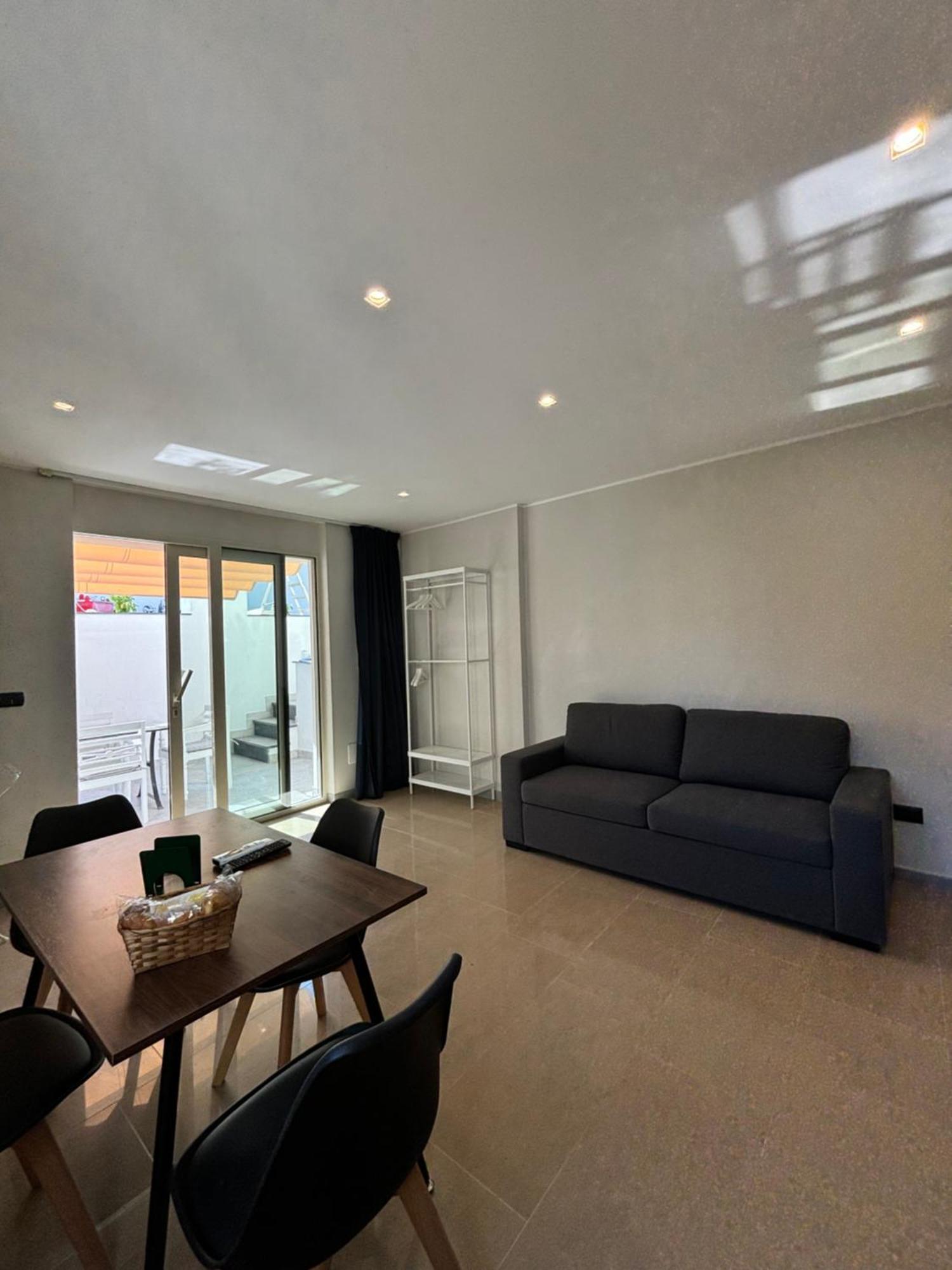 Ig - "Villa Don Antonio" Apartments Giardini-Naxos Kültér fotó