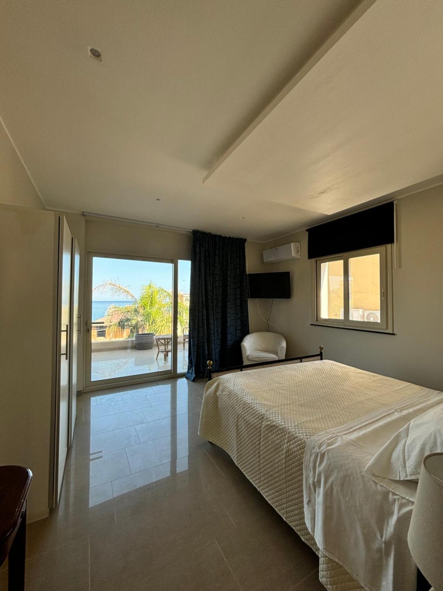 Ig - "Villa Don Antonio" Apartments Giardini-Naxos Kültér fotó