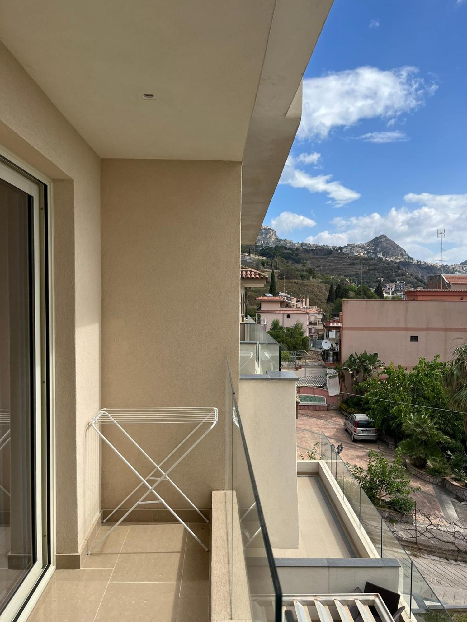 Ig - "Villa Don Antonio" Apartments Giardini-Naxos Kültér fotó